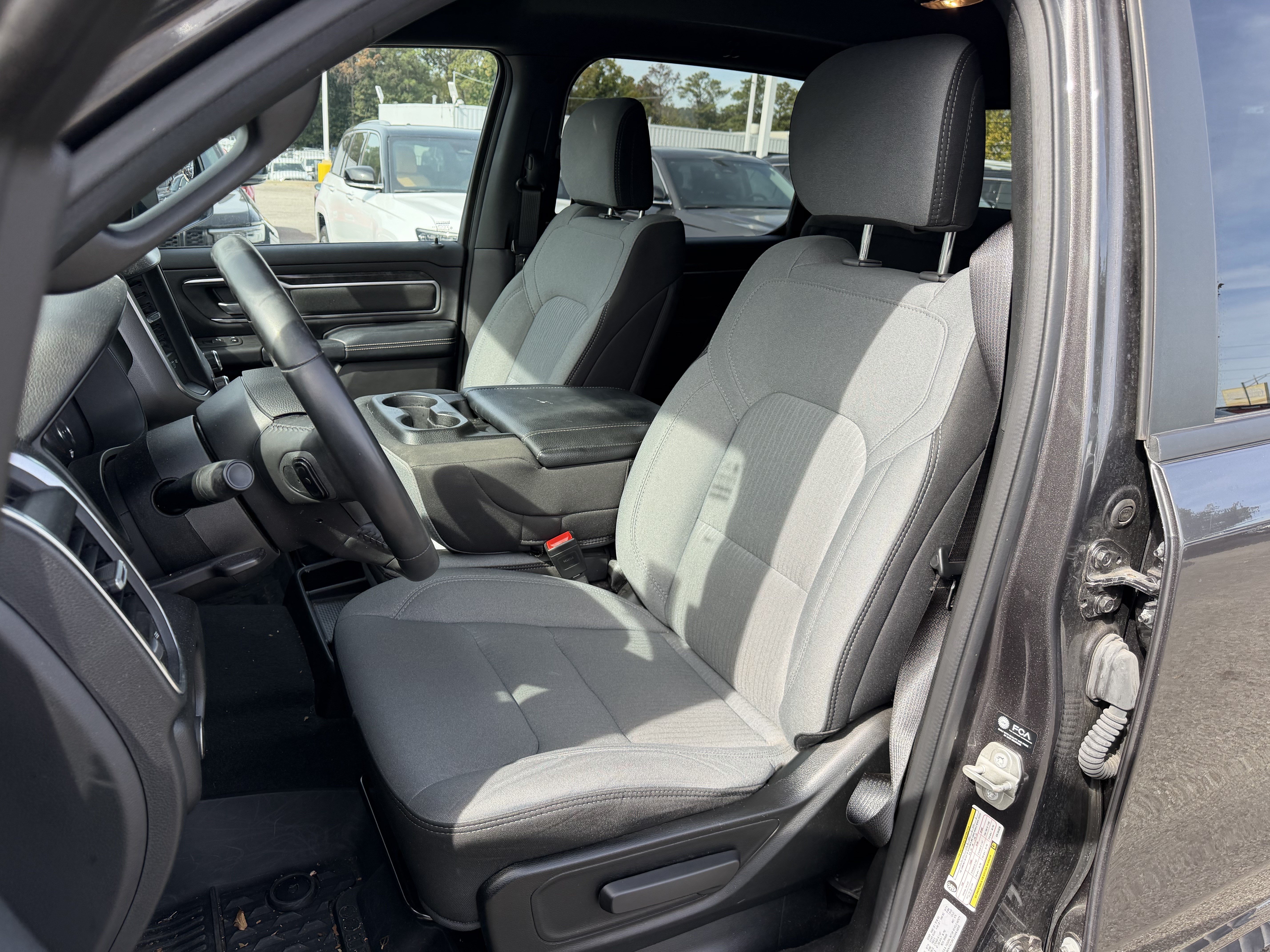 Used 2024 RAM 1500 Big Horn AWD/4WD image 12