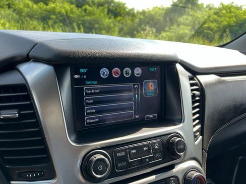 Used 2019 Chevrolet Tahoe LT image 22