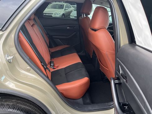 Certified 2025 MAZDA CX-30 Carbon image 29