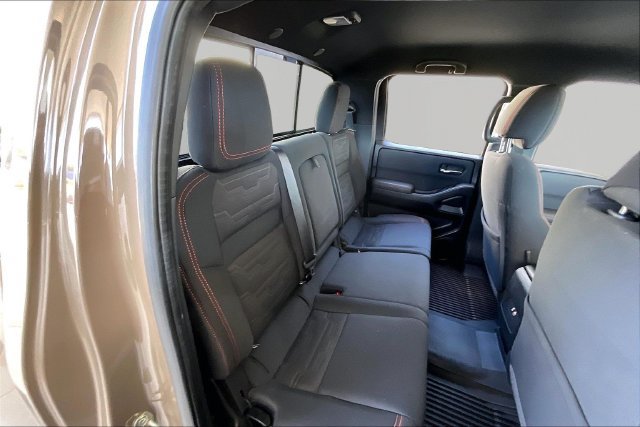 Used 2022 Nissan Frontier PRO-4X w/ Off-Road Protection Package AWD/4WD image 17