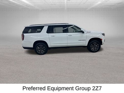 Used 2021 Chevrolet Suburban Z71 w/ Z71 Off-Road Package image 14