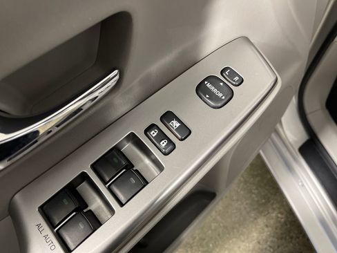 Used 2016 Toyota Prius V Two FWD image 16
