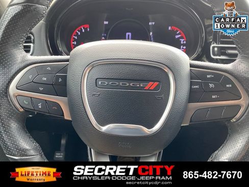 Used 2022 Dodge Durango SXT w/ Anodized Platinum Package RWD image 17