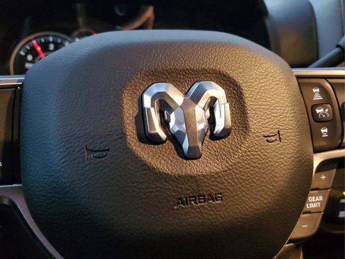 Used 2025 RAM 2500 Tradesman image 27