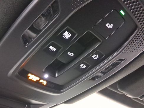 New 2025 Porsche Cayenne GTS image 30