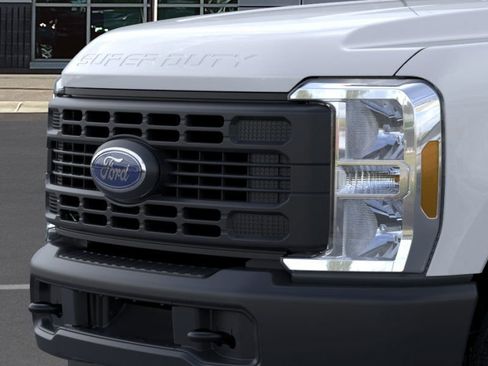 New 2025 Ford F350 XL image 17