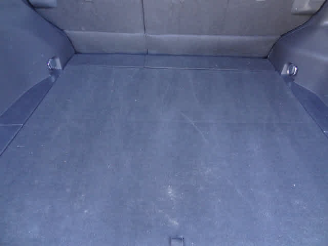 Used 2025 Toyota RAV4 LE AWD/4WD image 8