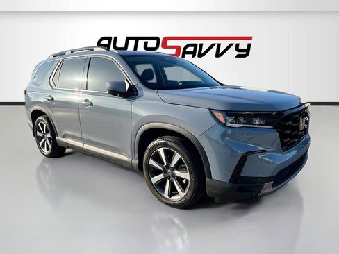Used 2024 Honda Pilot Elite image 1