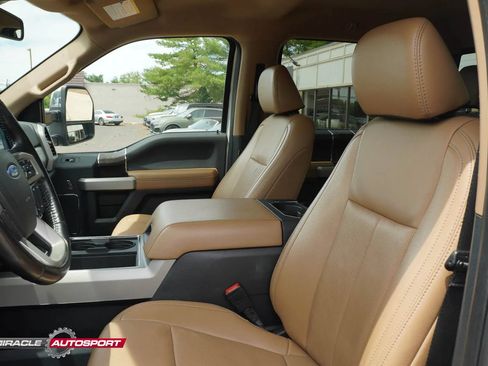 Used 2022 Ford F350 Lariat w/ Chrome Package AWD/4WD image 19