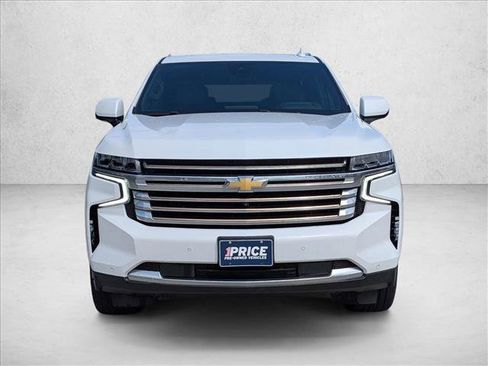 Used 2023 Chevrolet Tahoe High Country RWD image 2