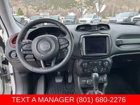 Used 2022 Jeep Renegade Trailhawk w/ Trailer Tow Group AWD/4WD image 19