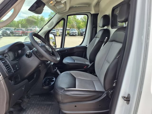 Used 2024 RAM ProMaster 2500 w/ Convenience Group FWD image 10