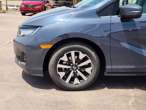New 2026 Honda Odyssey EX-L image 9