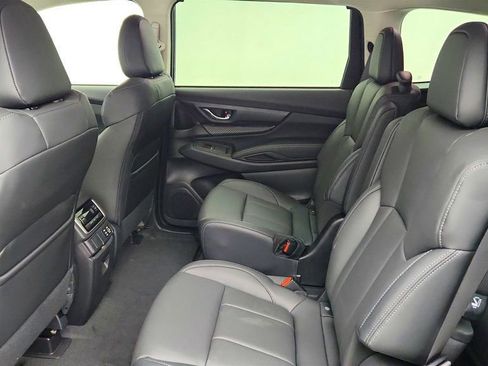 Used 2026 Subaru Ascent Premium AWD/4WD image 19