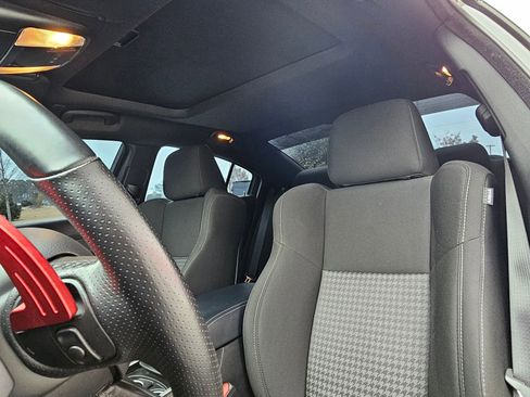 Used 2023 Dodge Charger Scat Pack w/ Harman/Kardon Audio Group image 22