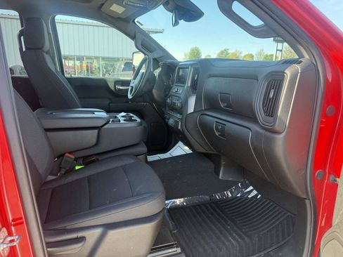 Used 2024 Chevrolet Silverado 2500 Custom w/ Custom Value Package AWD/4WD image 21