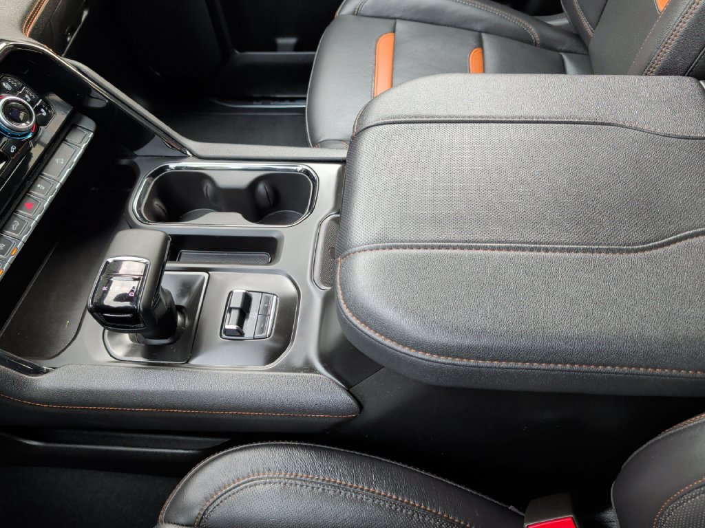 Used 2025 GMC Sierra 1500 AT4 w/ AT4 Preferred Package AWD/4WD image 25