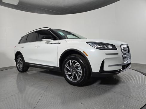 New 2026 Lincoln Corsair Premiere w/ Rear Removable Package Tray image 2