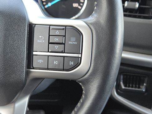 Used 2024 Ford Expedition XLT image 26