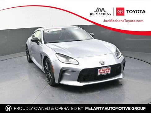 New 2025 Toyota GR86 Premium RWD image 1
