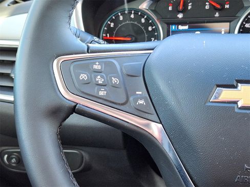 Used 2024 Chevrolet Equinox LT image 16