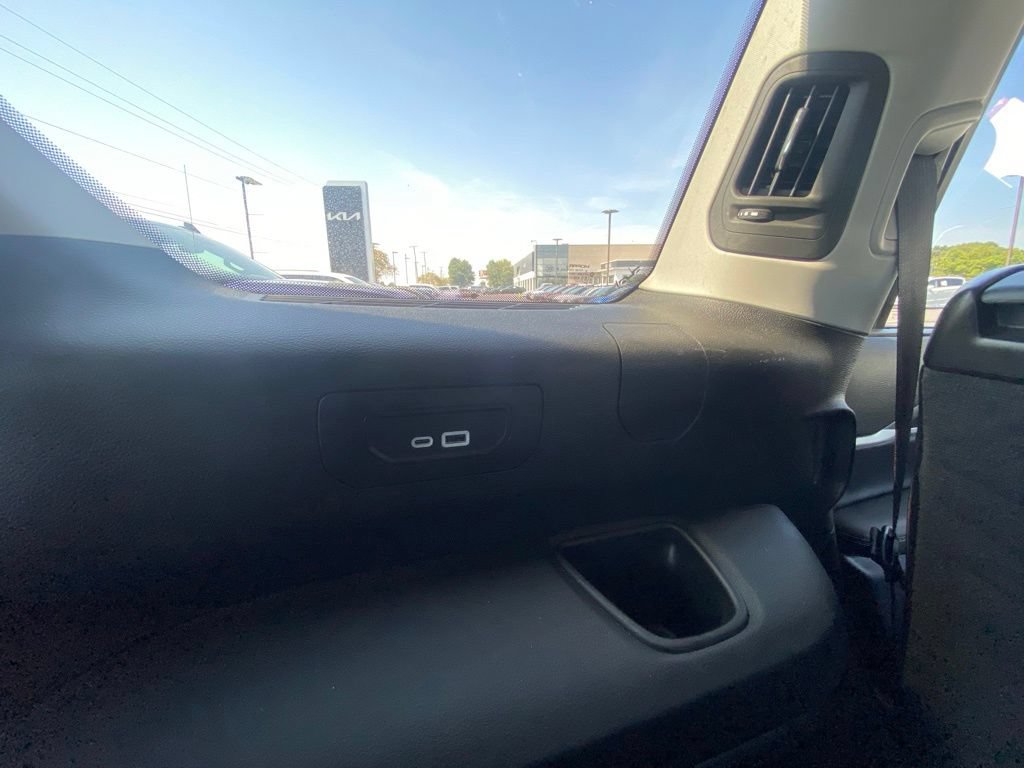 Used 2023 Jeep Grand Cherokee L Limited w/ Luxury Tech Group II AWD/4WD image 30