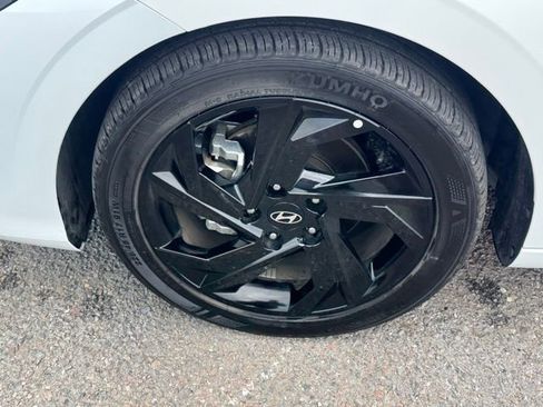 Used 2026 Hyundai Elantra Sport FWD image 7