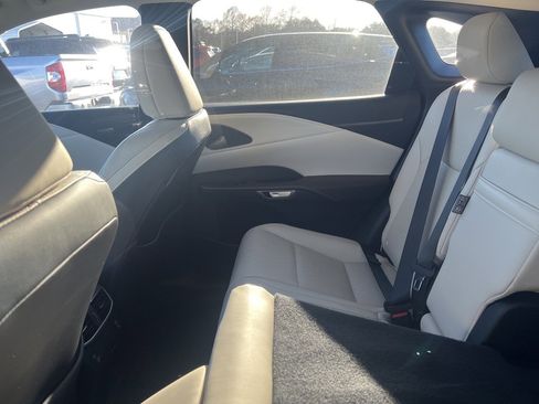 Used 2023 Lexus RX 350 Premium Plus image 8