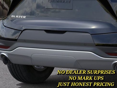 New 2026 Chevrolet Blazer LT FWD image 4