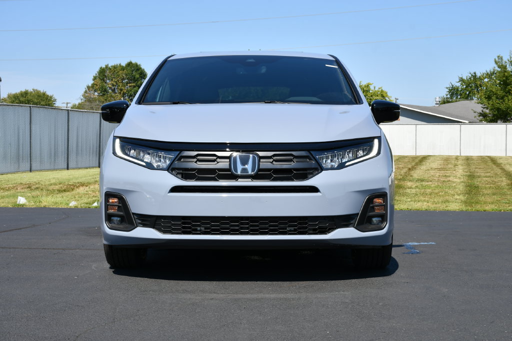 New 2026 Honda Odyssey Sport-L image 2