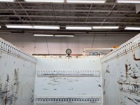 Used 2014 Ford F550 4x4 Crew Cab Super Duty image 15