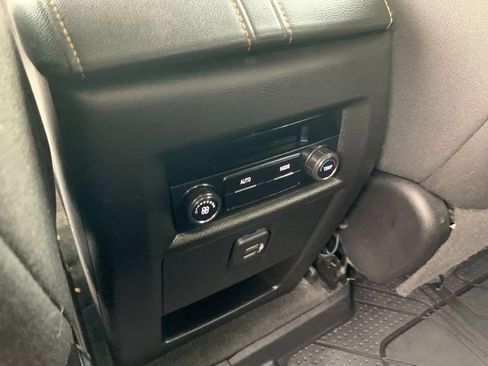 Used 2019 Chevrolet Traverse LT w/ LPO, Floor Liner Package image 21