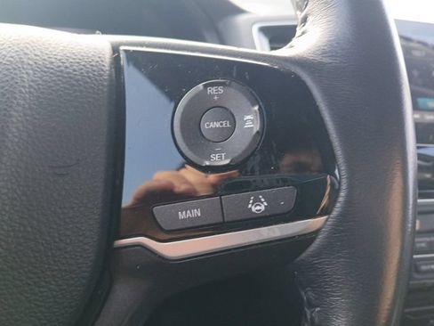 Used 2020 Honda Pilot Touring image 25