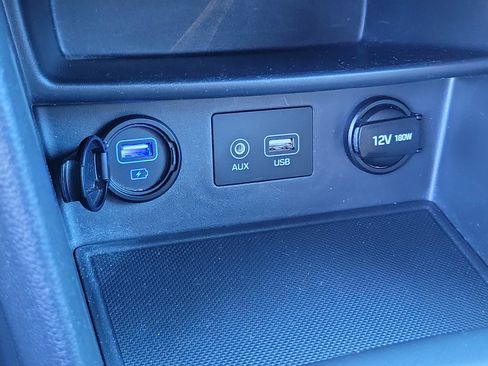 Used 2019 Hyundai Kona SEL FWD image 16