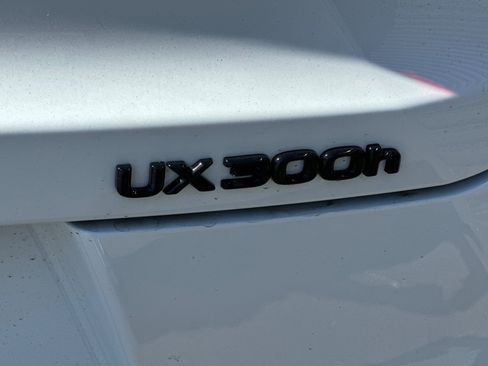 New 2026 Lexus UX 300h FWD image 26