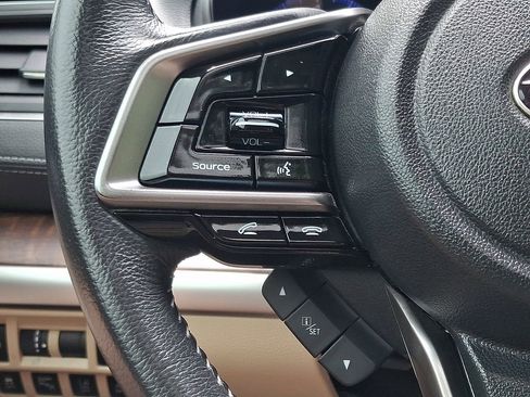 Used 2019 Subaru Outback 2.5i Limited AWD/4WD image 23