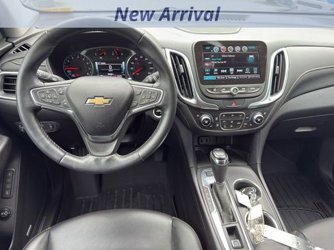 Used 2018 Chevrolet Equinox Premier FWD image 6