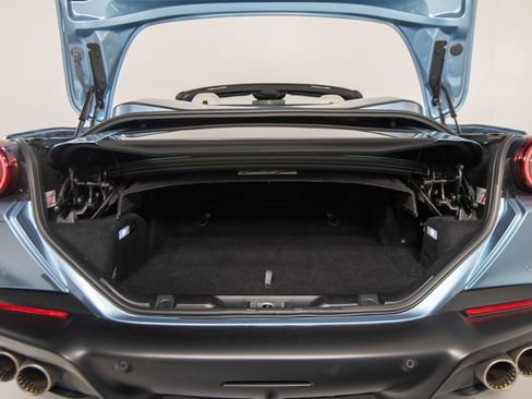 Certified 2023 Ferrari Portofino M RWD image 46