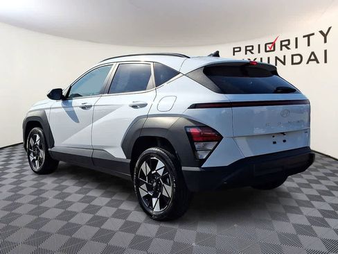 Used 2024 Hyundai Kona SEL AWD/4WD image 6