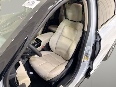 New 2026 Lincoln Corsair Premiere FWD image 10