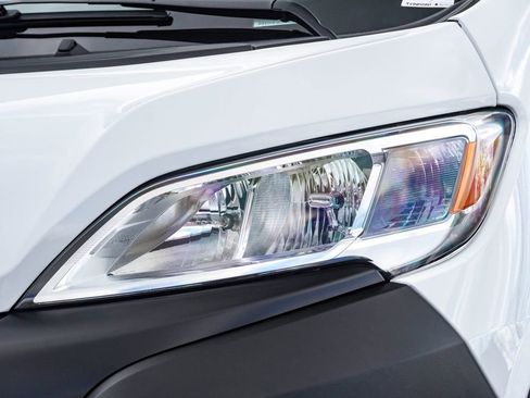 Used 2025 RAM ProMaster 2500 w/ Convenience Group image 7