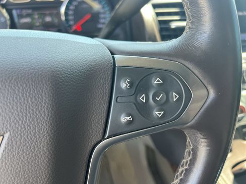 Used 2018 Chevrolet Suburban Premier AWD/4WD image 20