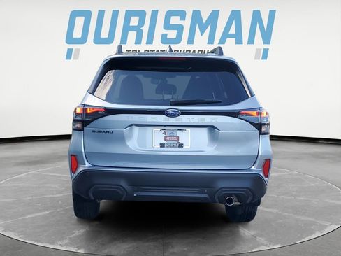 Used 2025 Subaru Forester Limited image 5
