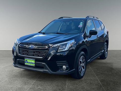 Used 2022 Subaru Forester Premium AWD/4WD image 3