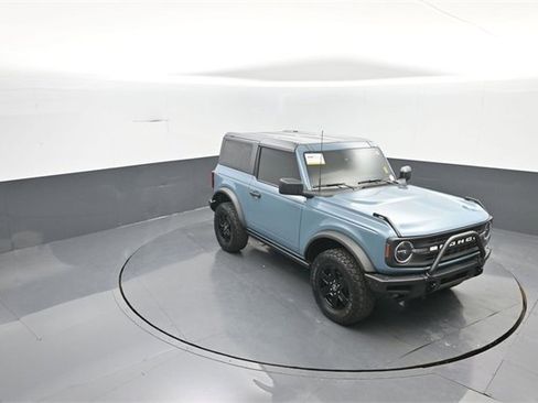 Certified 2022 Ford Bronco Black Diamond image 23