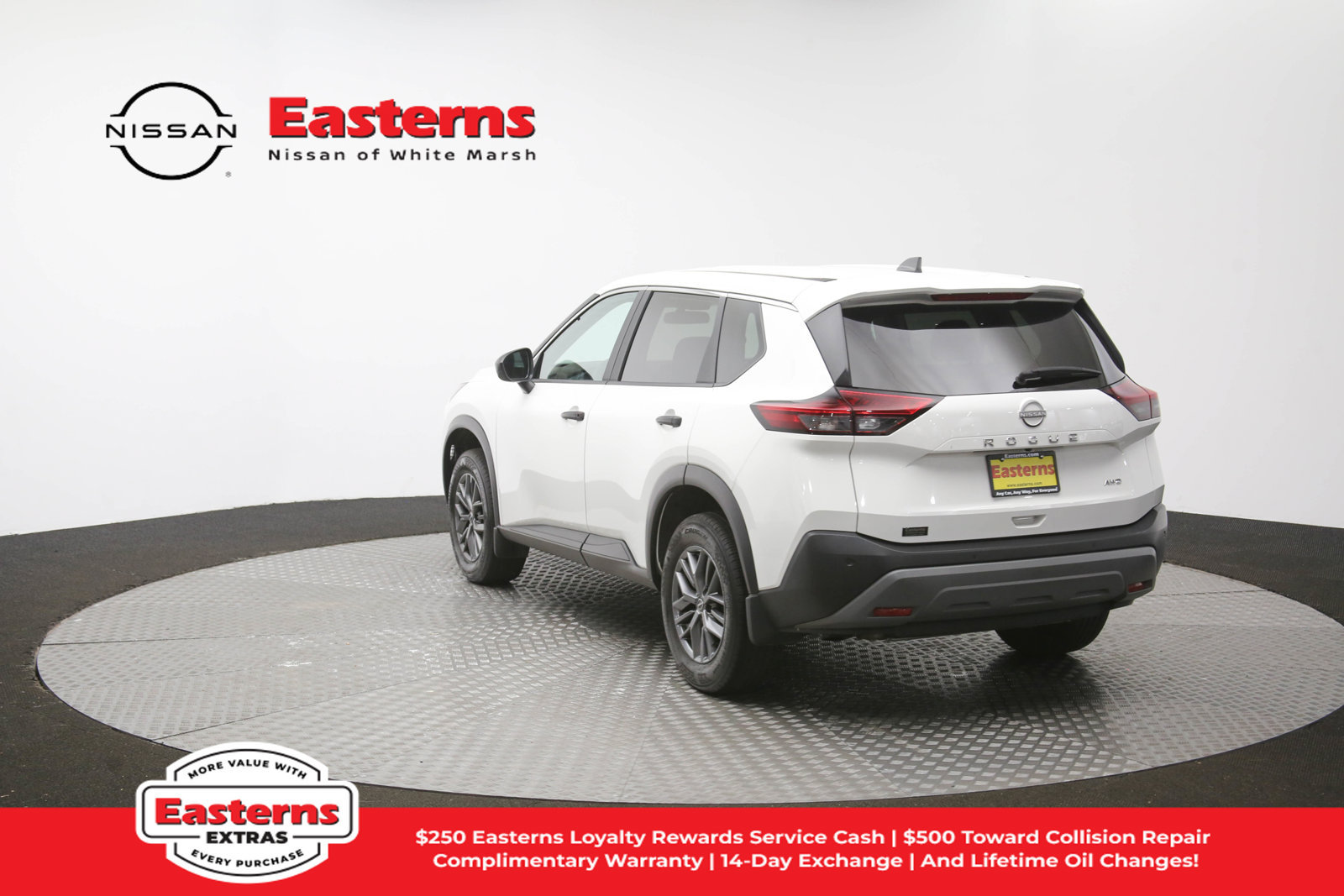 Used 2023 Nissan Rogue S AWD/4WD image 65