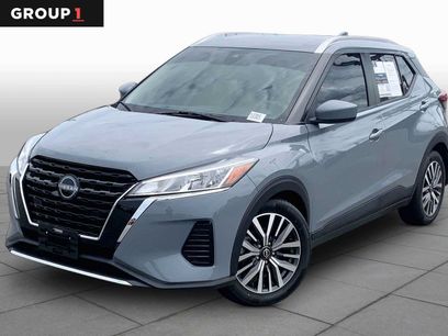 Used 2023 Nissan Kicks SV