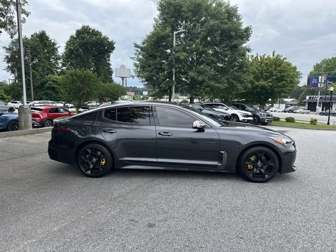 Certified 2020 Kia Stinger GT-Line w/ Sun & Sound Package RWD image 5