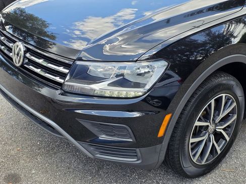 Used 2020 Volkswagen Tiguan SE FWD image 6