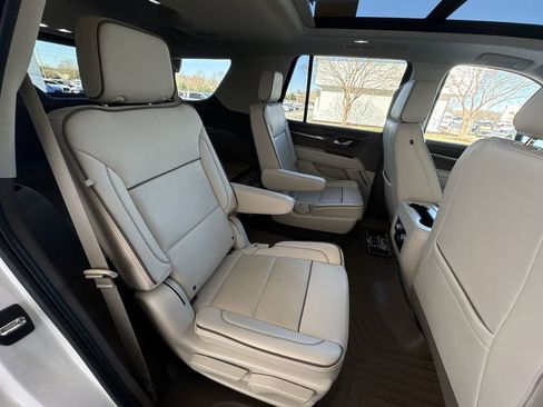 Certified 2023 GMC Yukon Denali image 28